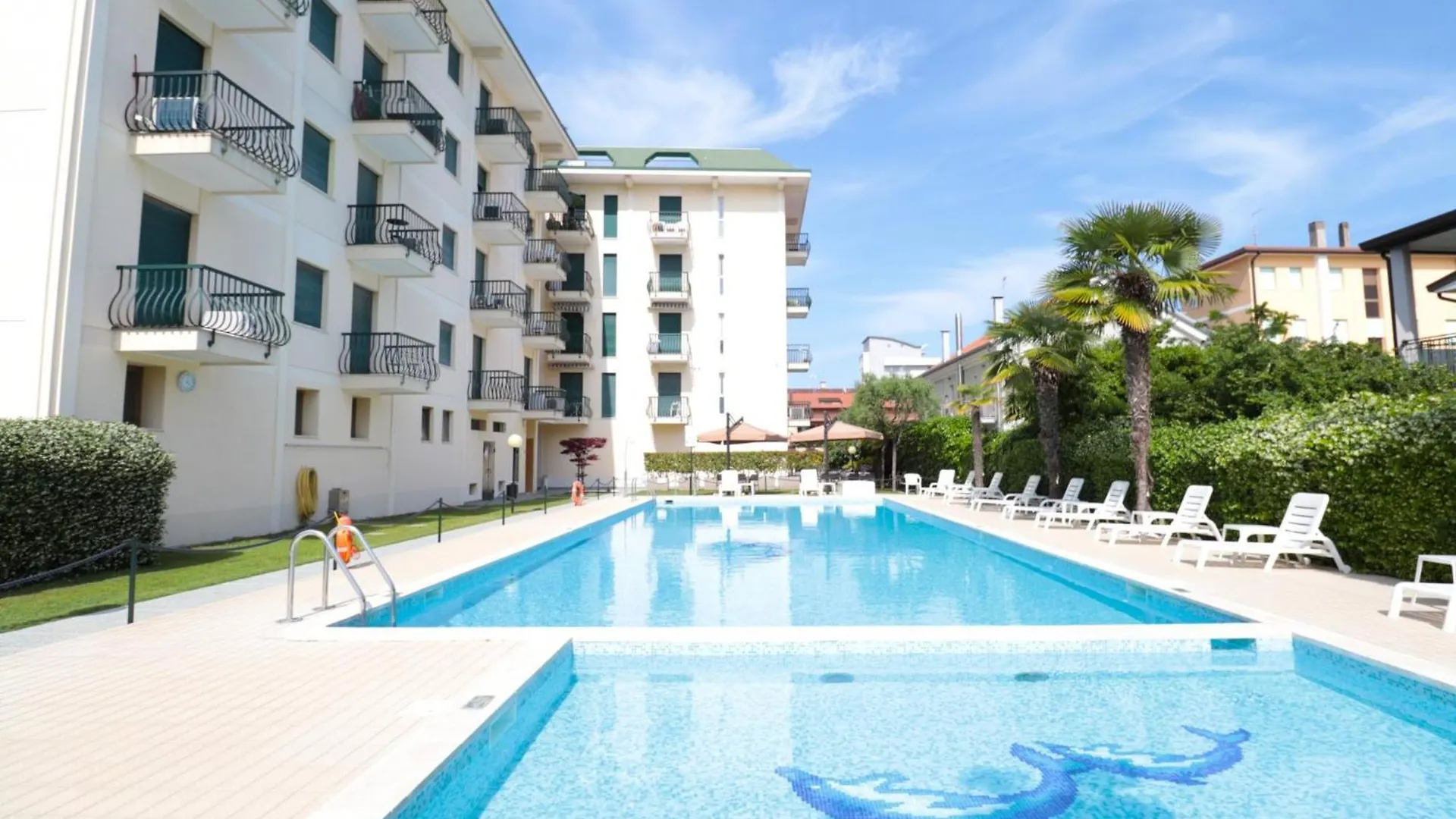 Bilocale Rubino Con Piscina - Jesolo contacts