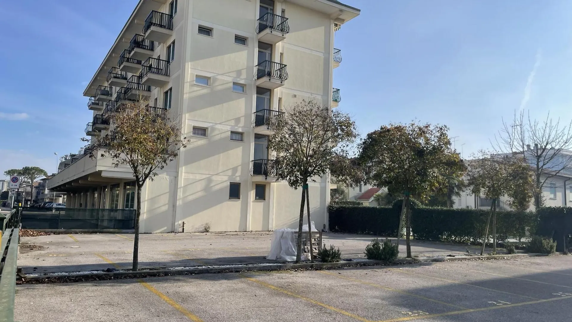 Bilocale Rubino Con Piscina - Jesolo Apartment Italy
